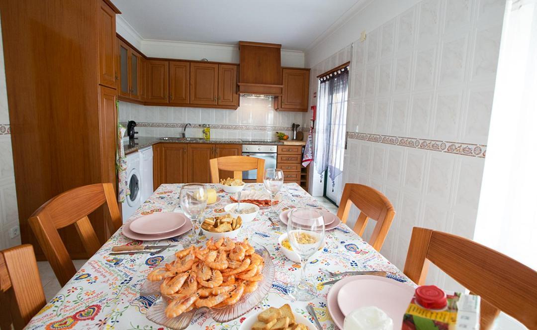 Waters House - Feel At Home Ir Our Sea Peniche Esterno foto