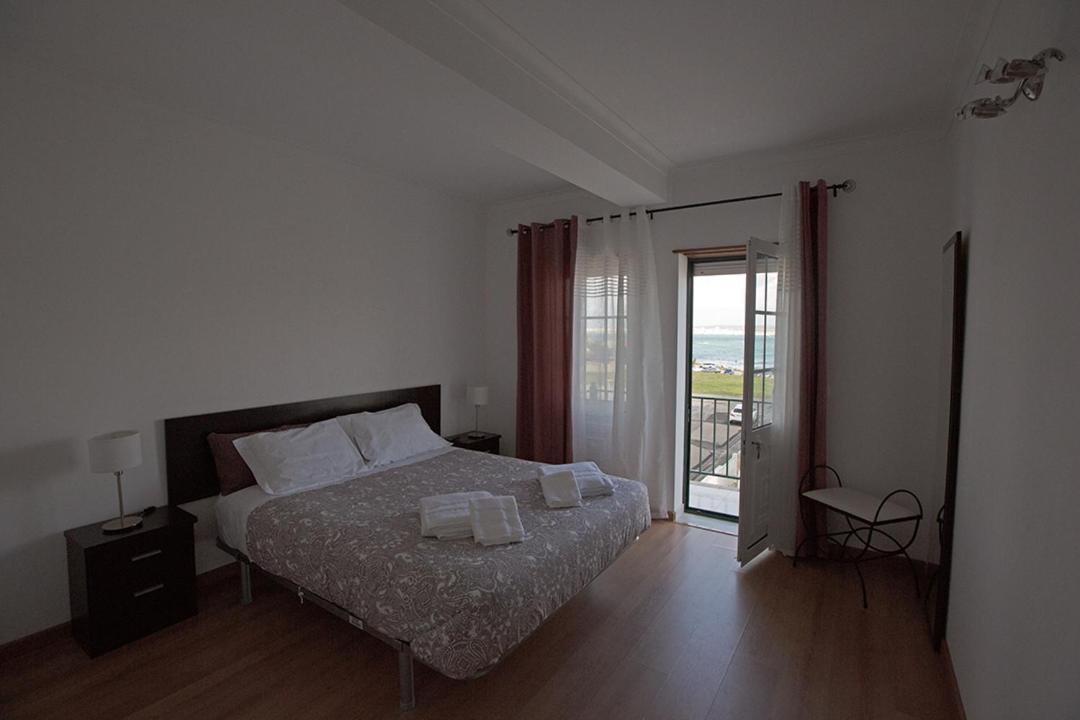 Waters House - Feel At Home Ir Our Sea Peniche Esterno foto